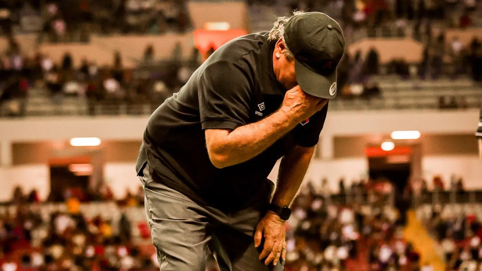 Óscar Ramírez salió bien de la operación. (Foto: LDA)