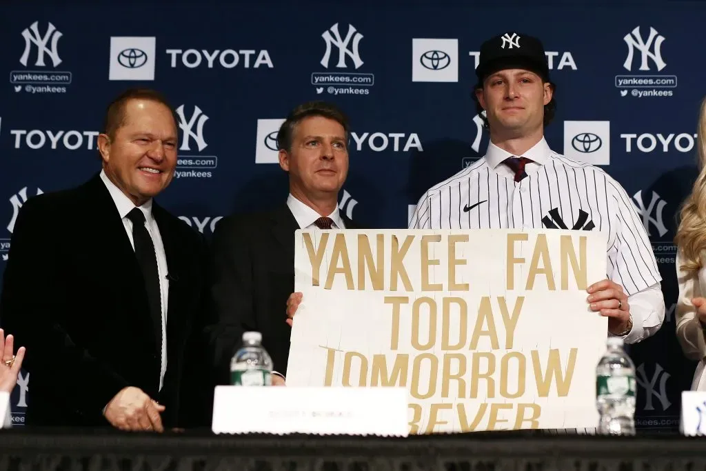 Gerrit Cole en su presentación con Yankees el 18 de diciembre del 2019 (Foto: Getty Images)