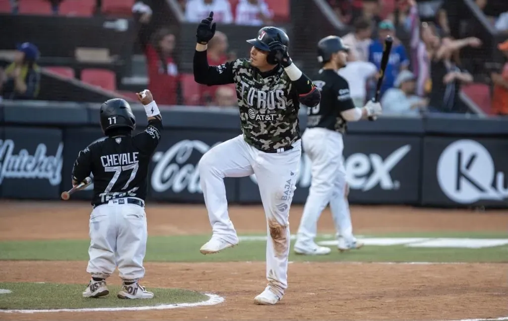 El “Chevale” es el icónico bat boy de los Toros de Tijuana en la LMB desde 2016 (Foto: Diego Pérez)