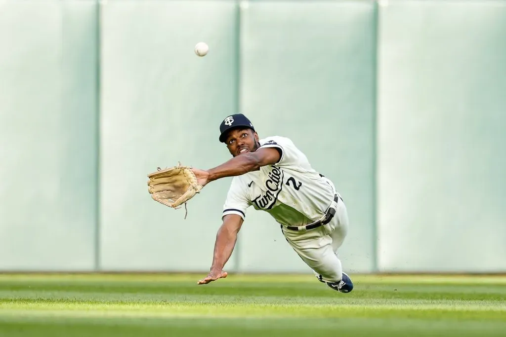Michael Taylor vestirá sus cuartos colores en la MLB (Getty Images)