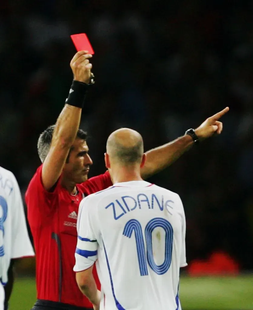 Horacio Elizondo expulsó a Zidane luego del cabezazo a Materazzi (Getty Images)