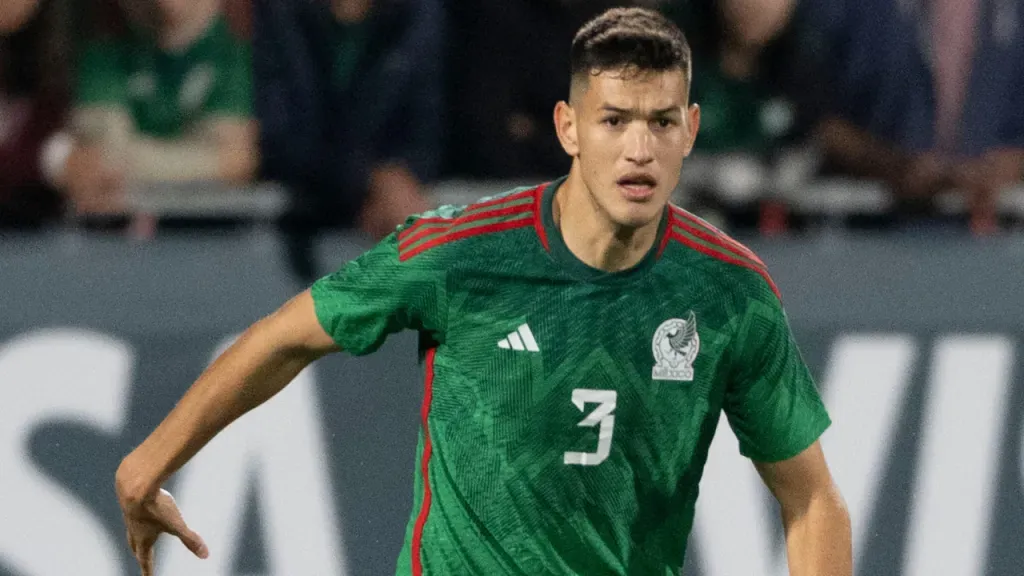 César Montes conoce su futuro y sabe lo que pasará si el Espanyol desciende en LaLiga con el Espanyol.