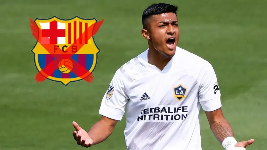 Julián Araujo se va del Barcelona – Getty Images