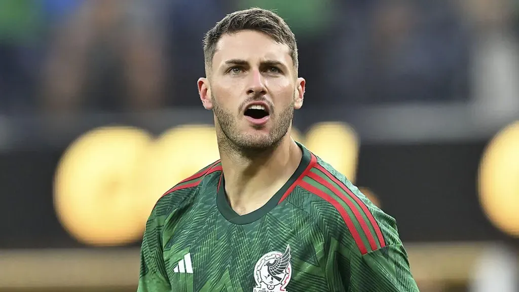Santiago Giménez revela el sueño que no alcanzó - Getty Images
