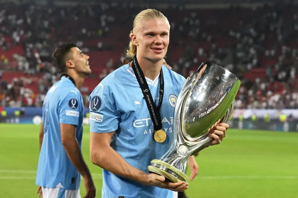 Erling Haaland también se coronó campeón de la Supercopa de Europa (Getty)