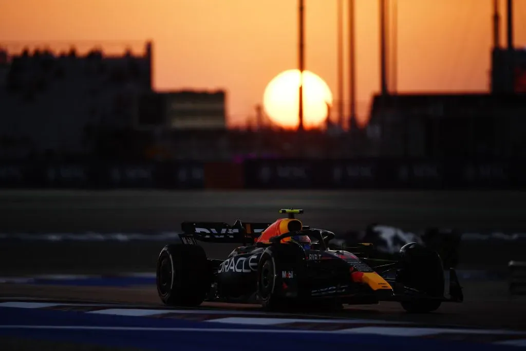 Checo Pérez terminó décimo en el GP de Qatar. | Getty Images