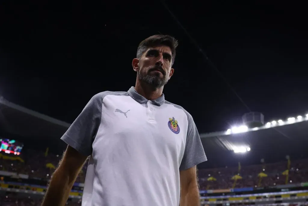 Veljko Paunovic salió molesto con el árbitro (Getty)