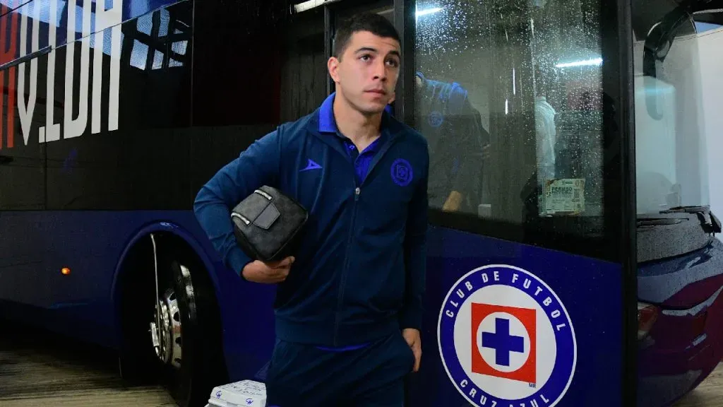 Erik Lira, jugador de Cruz Azul. | Imago7