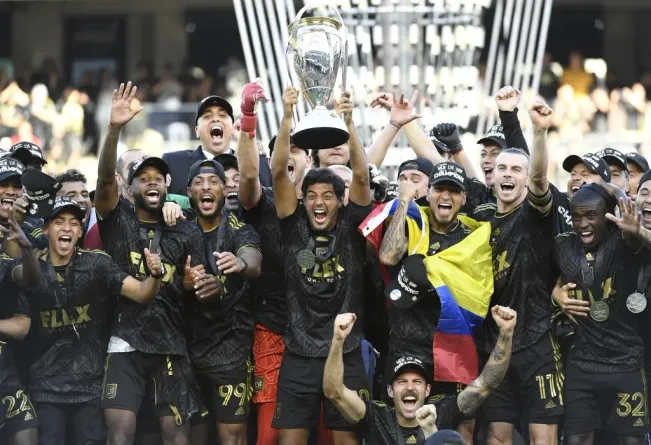 Carlos Vela no sabe si continuará en Los Ángeles tras la final de la MLS. | Getty Images