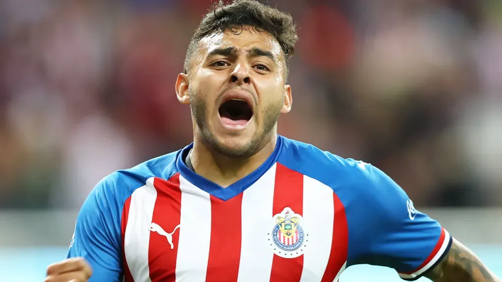 Alexis Vega se despide de Chivas con polémicas declaraciones – Getty Images