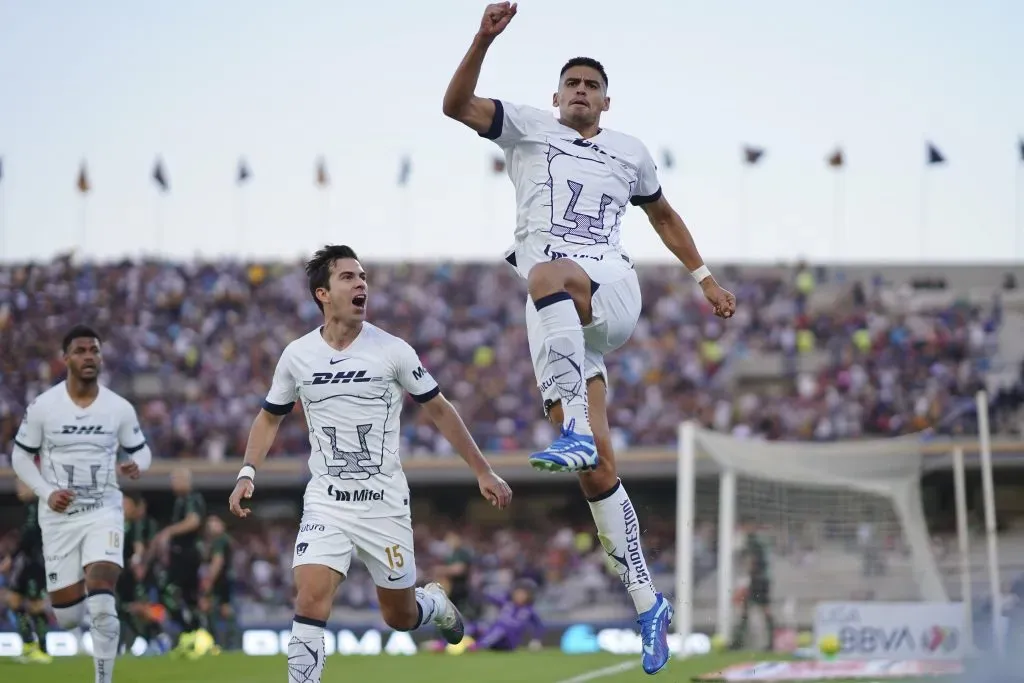 Guillermo Martínez en festejo de gol en el Estadio Olímpico Universitario. Foto: Imago7