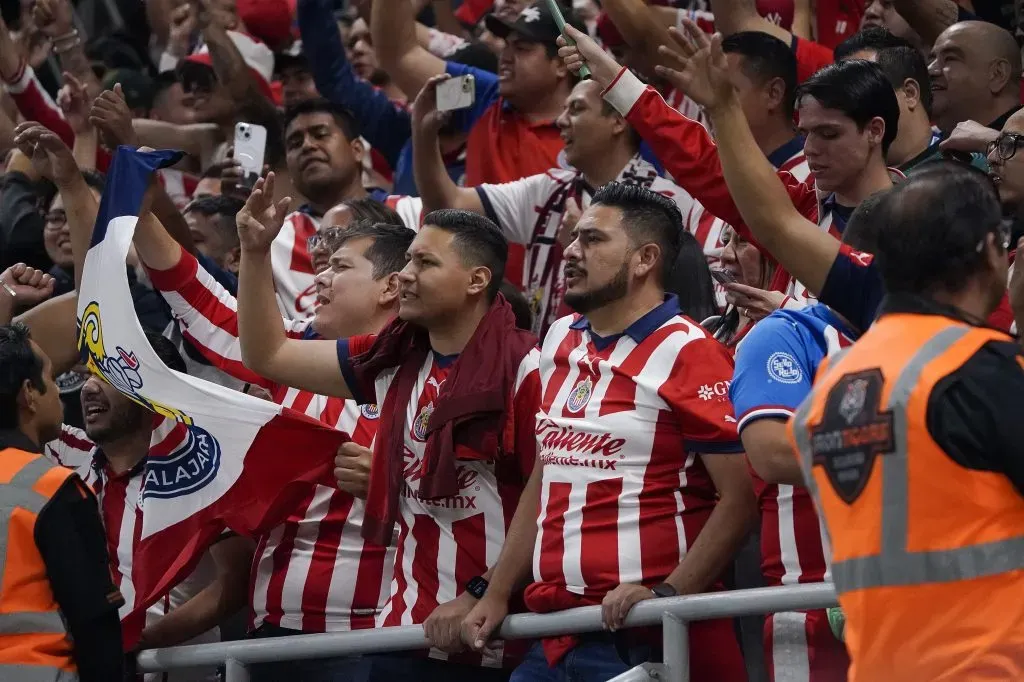 Chivas aficionados amistoso