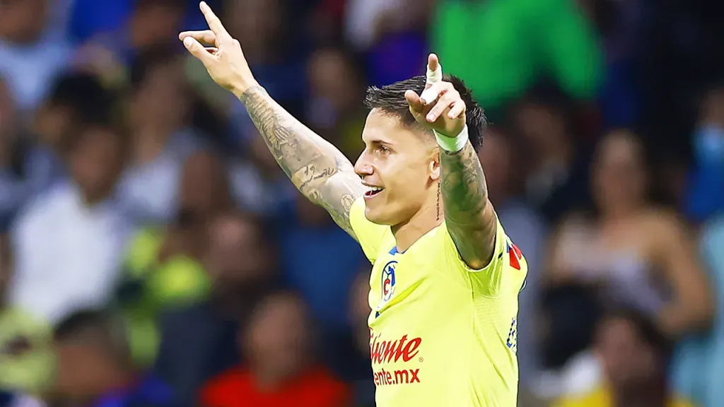 América pone fecha de regreso para jugar a Brian Rodríguez - Getty Images