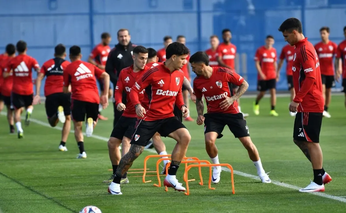 River vuelve a entrenar con una sola cara nueva y algunas posibles bajas