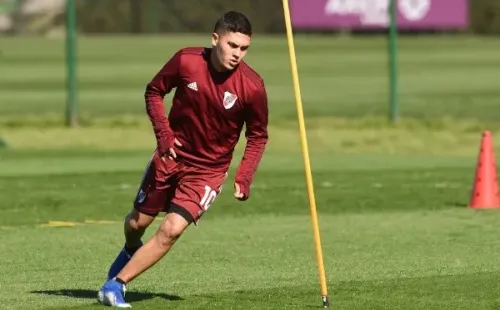 El colombiano se hará estudios esta tarde para saber el grado de la lesión.