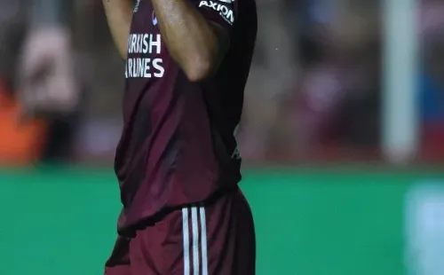 El festejo del paraguayo tras convertir el 2-1.