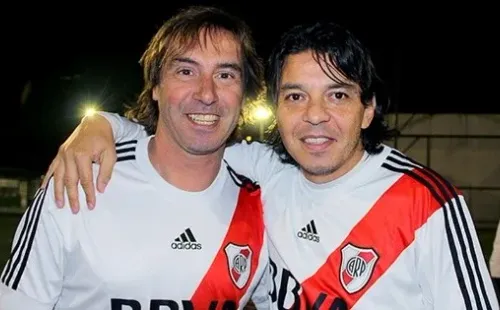 Borrelli y Gallardo jugando para el fútbol Senior (La Máquina)