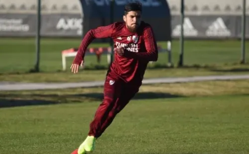 Paulo Díaz poniéndose a punto en una nueva semana de trabajos (Prensa River)