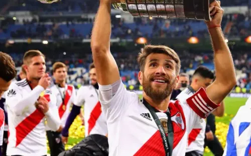 Ponzio levantó la Libertadores frente a Boca en el 2018 en Madrid (Getty)