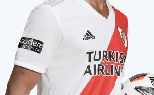 Así quedaría el diseño de Codere en la camiseta de River