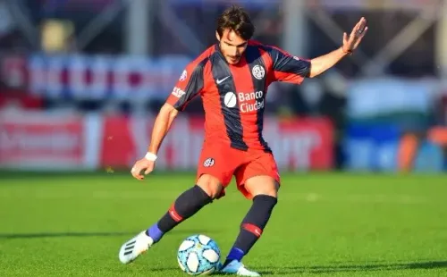 Además de Alejandro Donatti y Bruno Pittón, Ezequiel Cerutti es otro de los lesionados del Ciclón que no estará en Nuñez. (Foto: Getty).