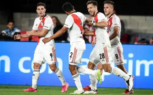 festejo gol river rojas