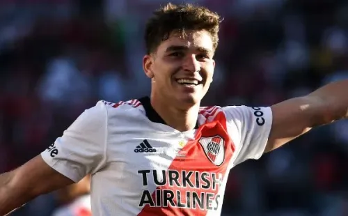 La camiseta de River generará mucho dinero en 2022 (Getty)