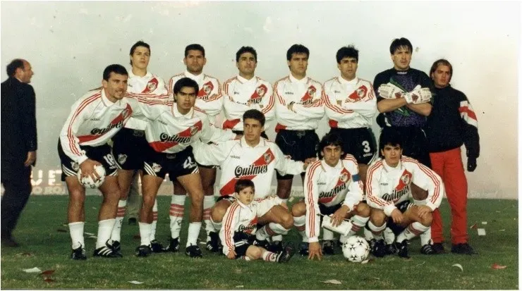 River ganó la Copa Libertadores con esta camiseta (@MuseoRiver)