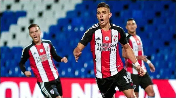 Rafael Borré marcó cuatro goles en Mendoza (Getty)