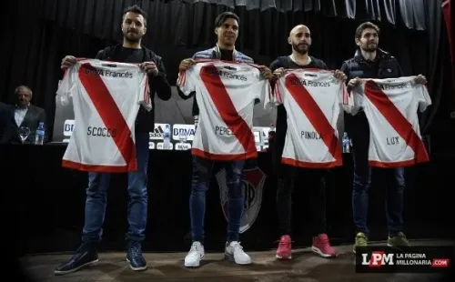 El día de la presentación de los refuerzos en el Monumental (Foto: LPM)