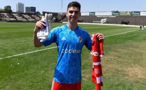 En el que va a terminar siendo su último partido en River, Panichelli fue al arco ante Platense por la expulsión de Lavagnino. (Foto: Prensa River).