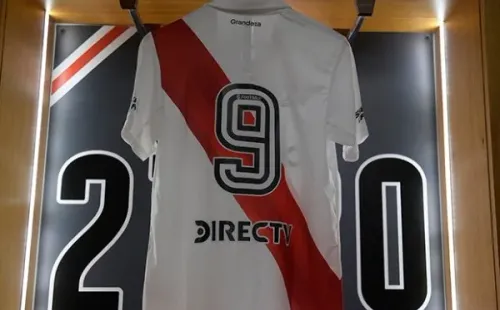 river directv camiseta