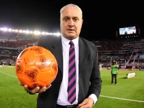 El Beto Alonso y la pelota naranja (Archivo)