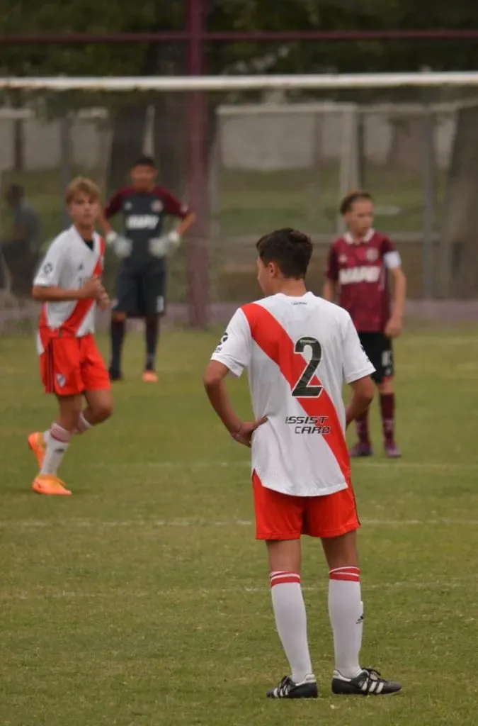 Bastián Demichelis y Valentino López, el hijo de Maxi.