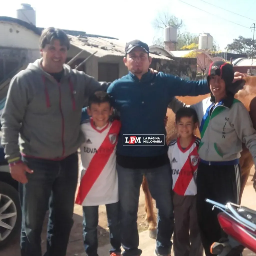 El Diablito junto a su familia en Resistencia, Chaco.