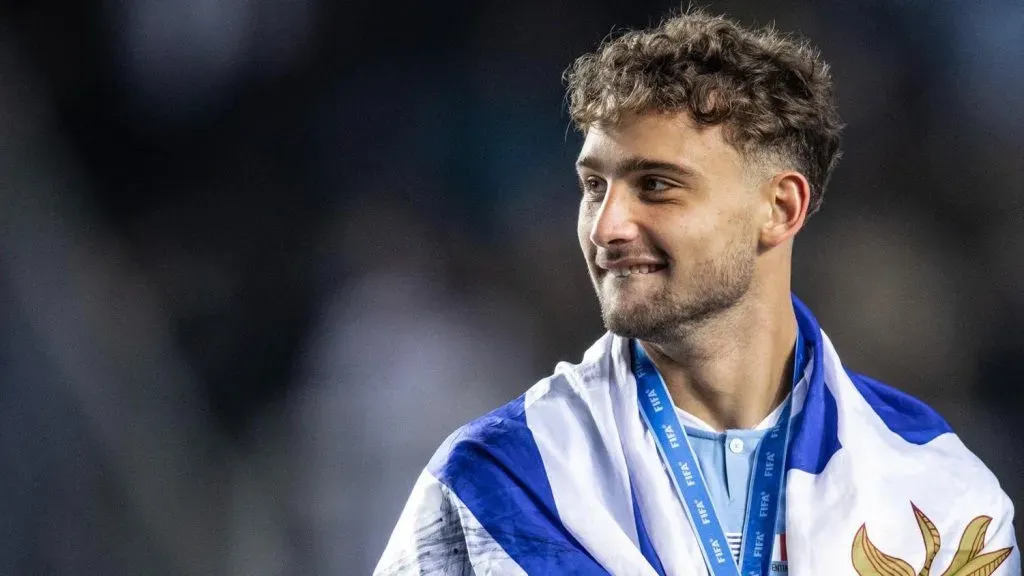 Boselli defiende los colores de Defensor Sporting y por el momento evita hablar de River.