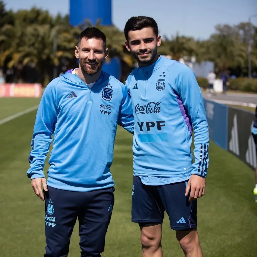 Santi Simón compartió un momento con Lionel Messi.