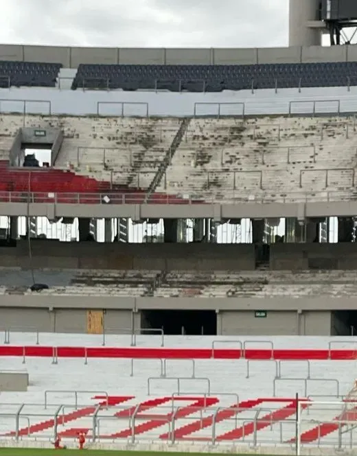 Trabajos de impermeabilización en la Sívori Media. Foto: @ObrasRiverPlate