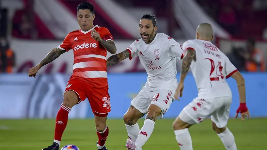 River vs Huracán se jugará el viernes 3.