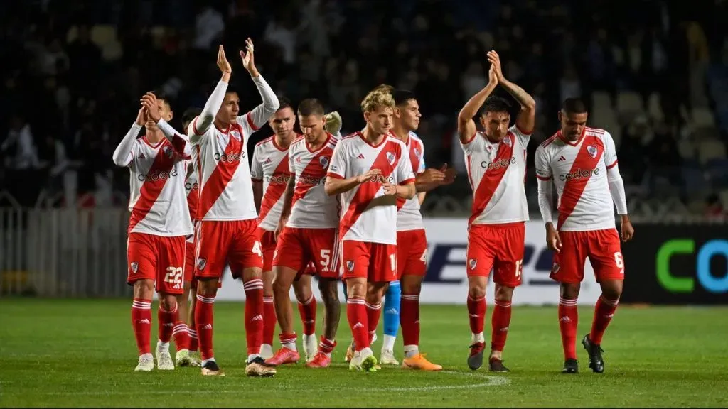 River rescató un empate sobre la hora en Chile.
