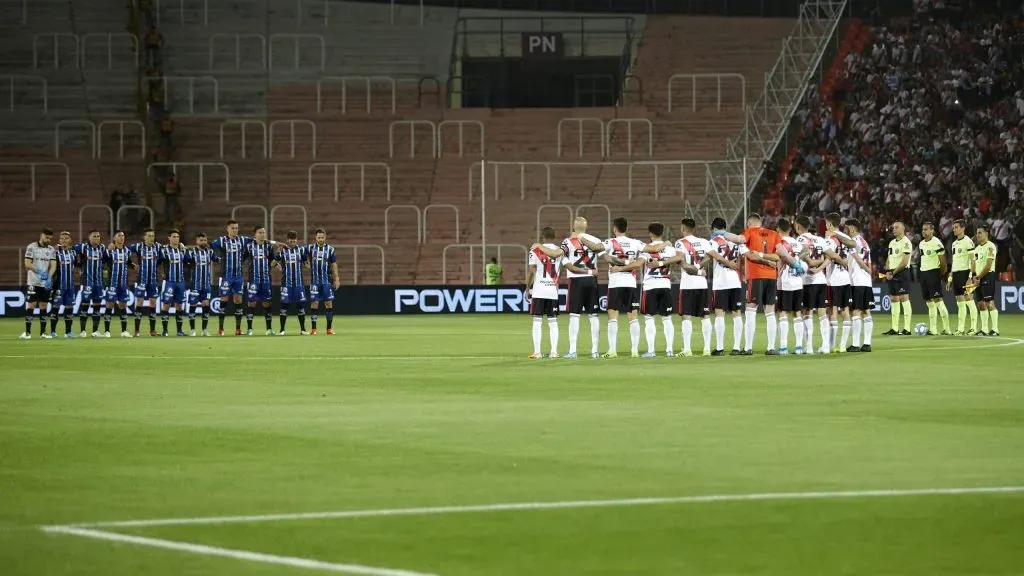 amistoso river independiente rivadavia