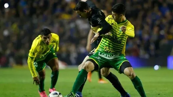 Guido Rodríguez durante su paso por Defensa y Justicia. (Getty)