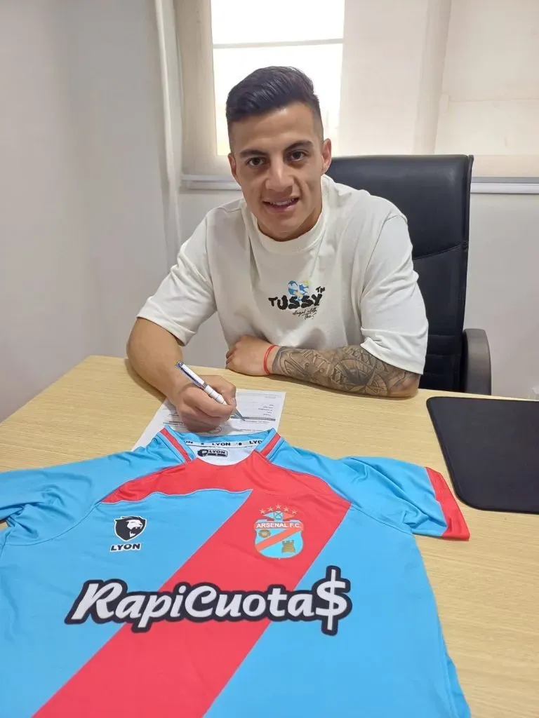 El lateral deber regresar de Arsenal, donde no sumó muchos minutos.