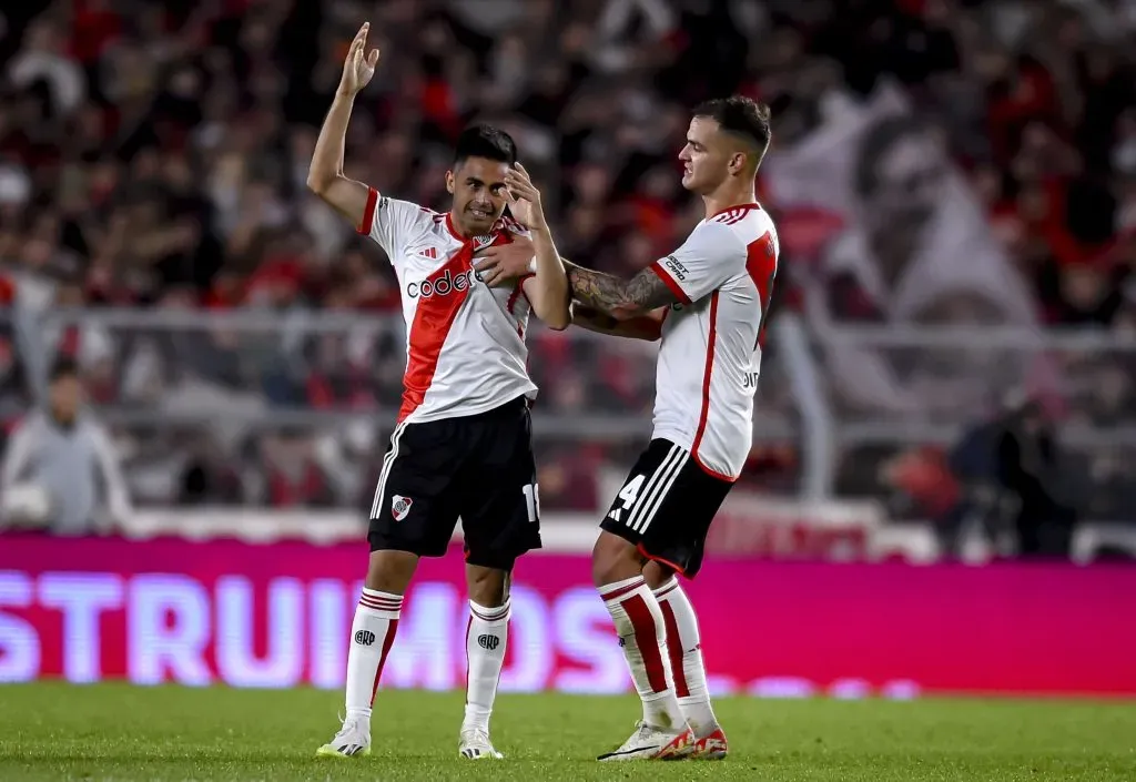 Gonzalo Martínez junto a González Pirez. (Foto: Getty).
