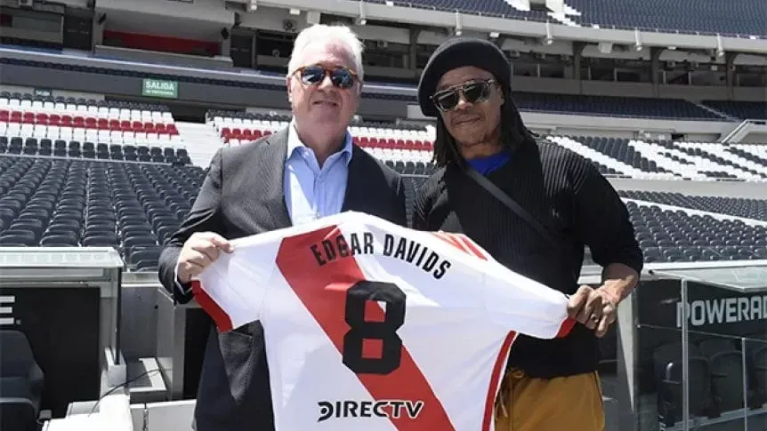 Davids visitó el Monumental. (Prensa River)