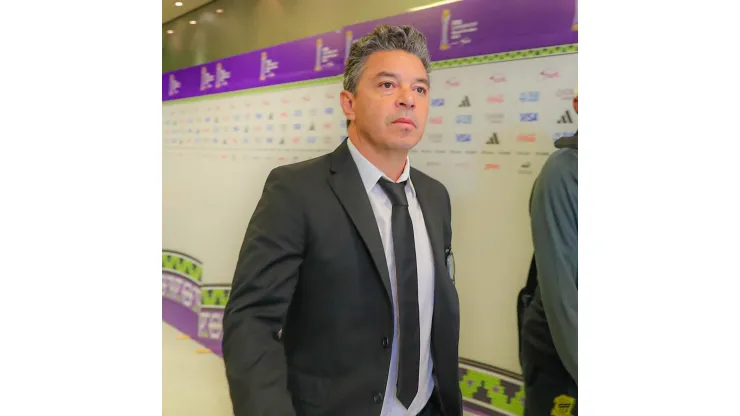 La llegada del Muñeco al estadio.