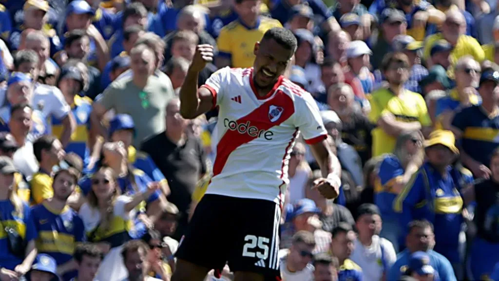 Salomón Rondón marcó en la Bombonera. (Foto: Getty).