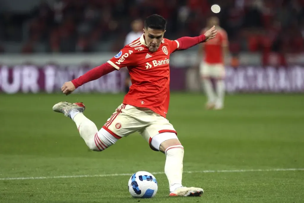 Fabricio Bustos, hoy en Inter de Porto Alegre, ya estuvo en el radar de River (Foto: Getty)