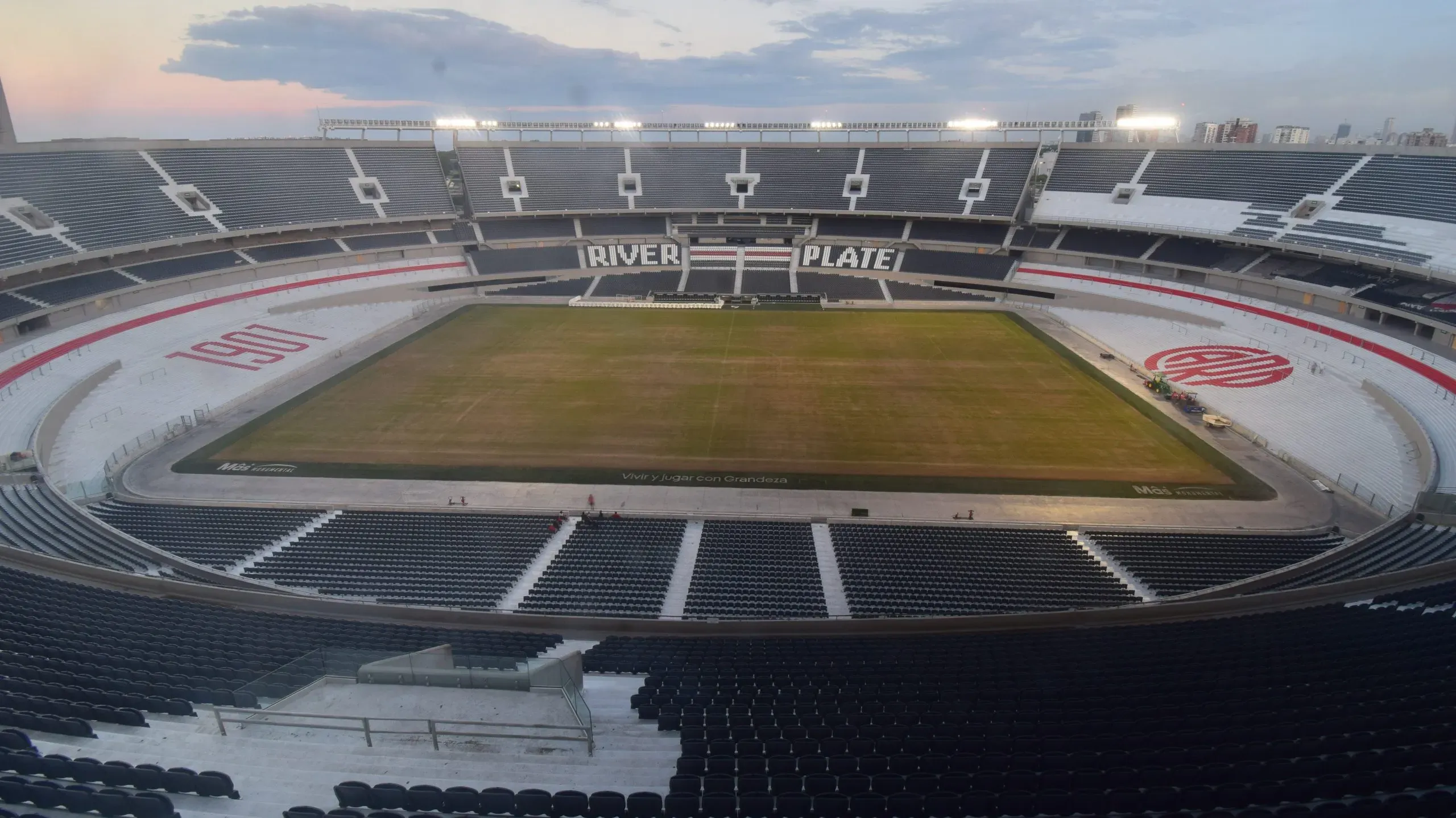 Mejora el campo de juego.