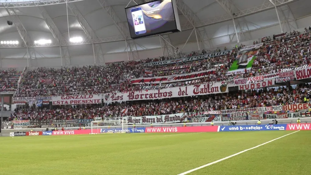 El Millonario jugó la final del Trofeo de Campeones 2021 en el Madre de Ciudades.